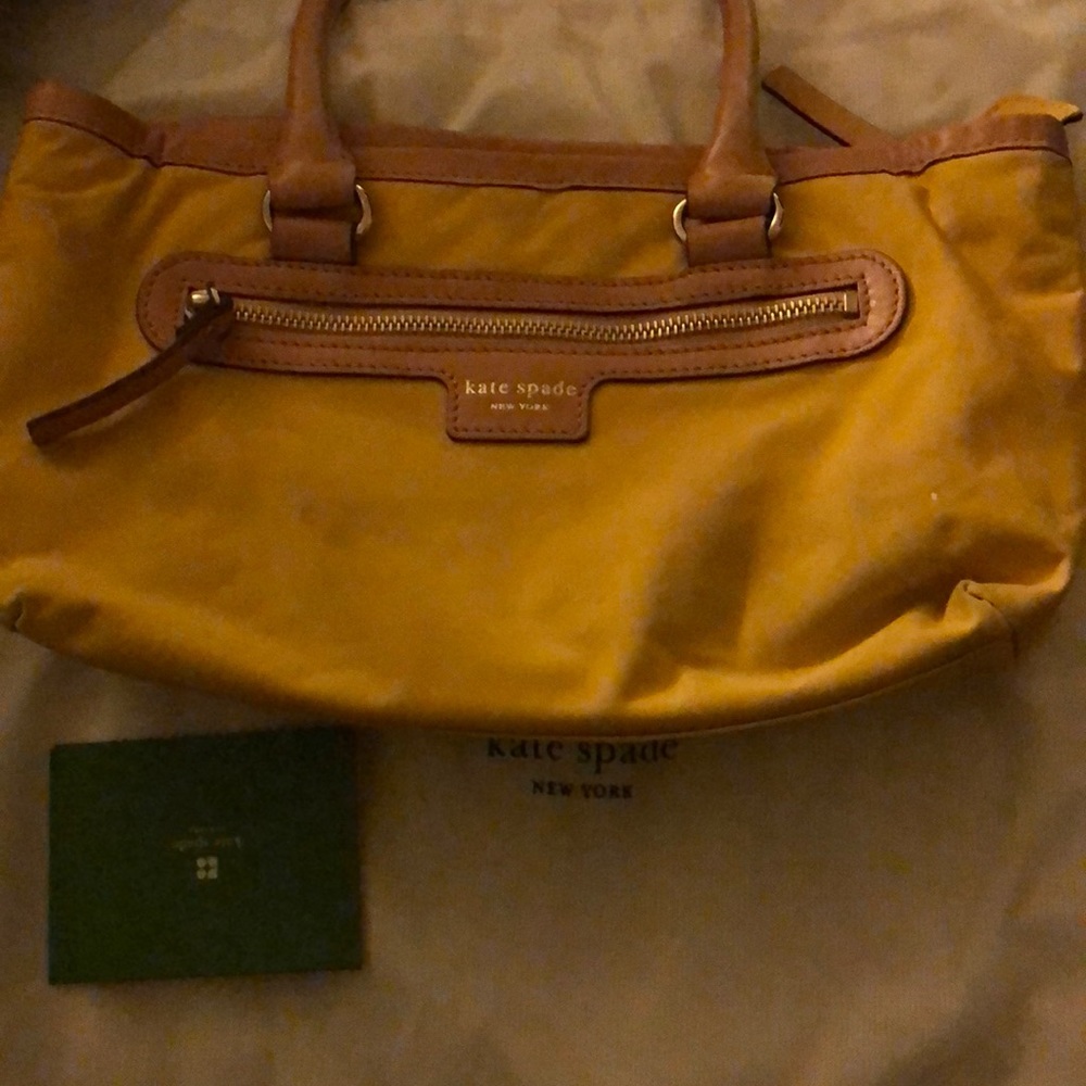 Kate Spade Purse NWOT with dust bag